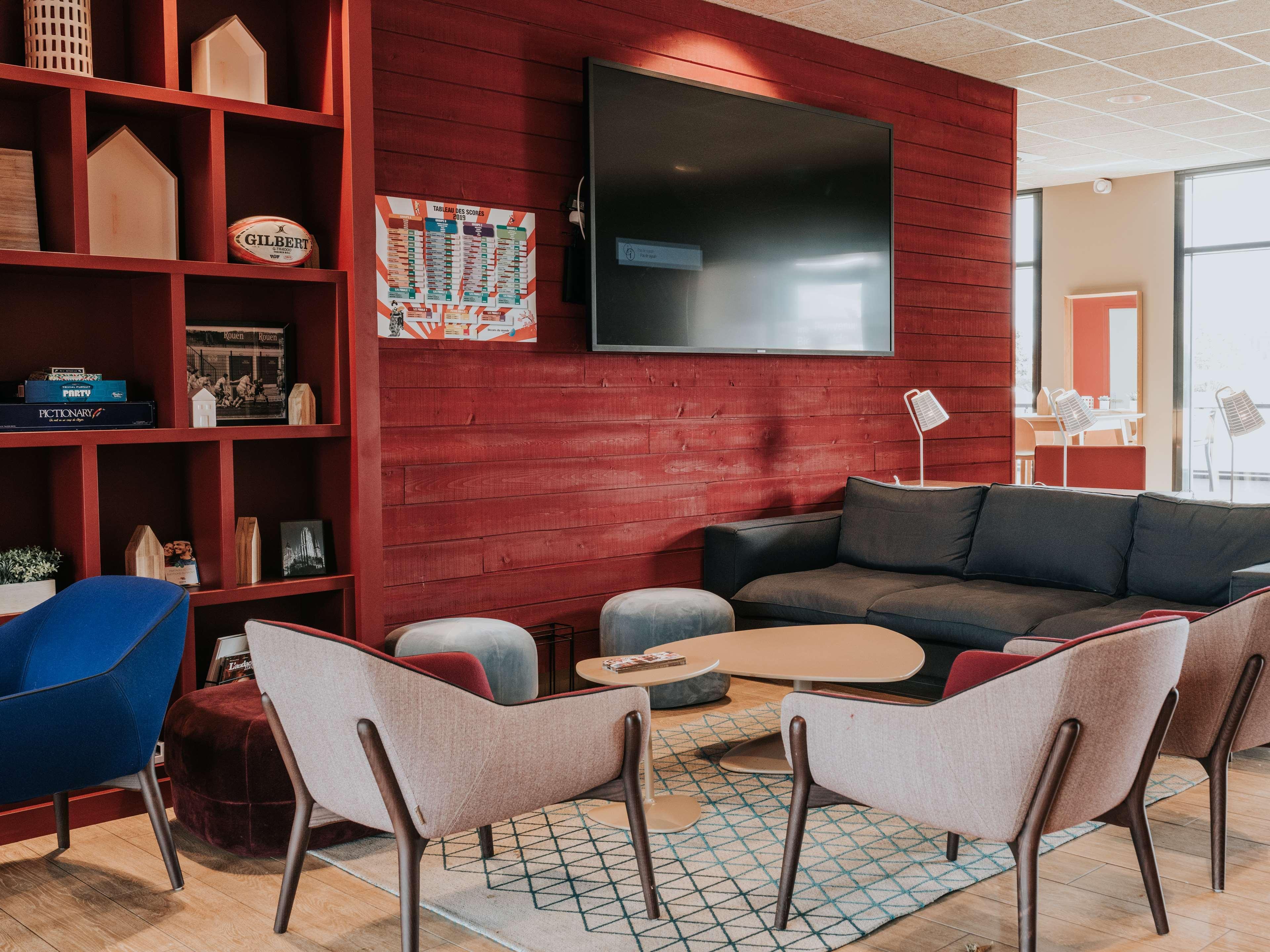 Ibis Centre Rive Gauche Mermoz Hotel