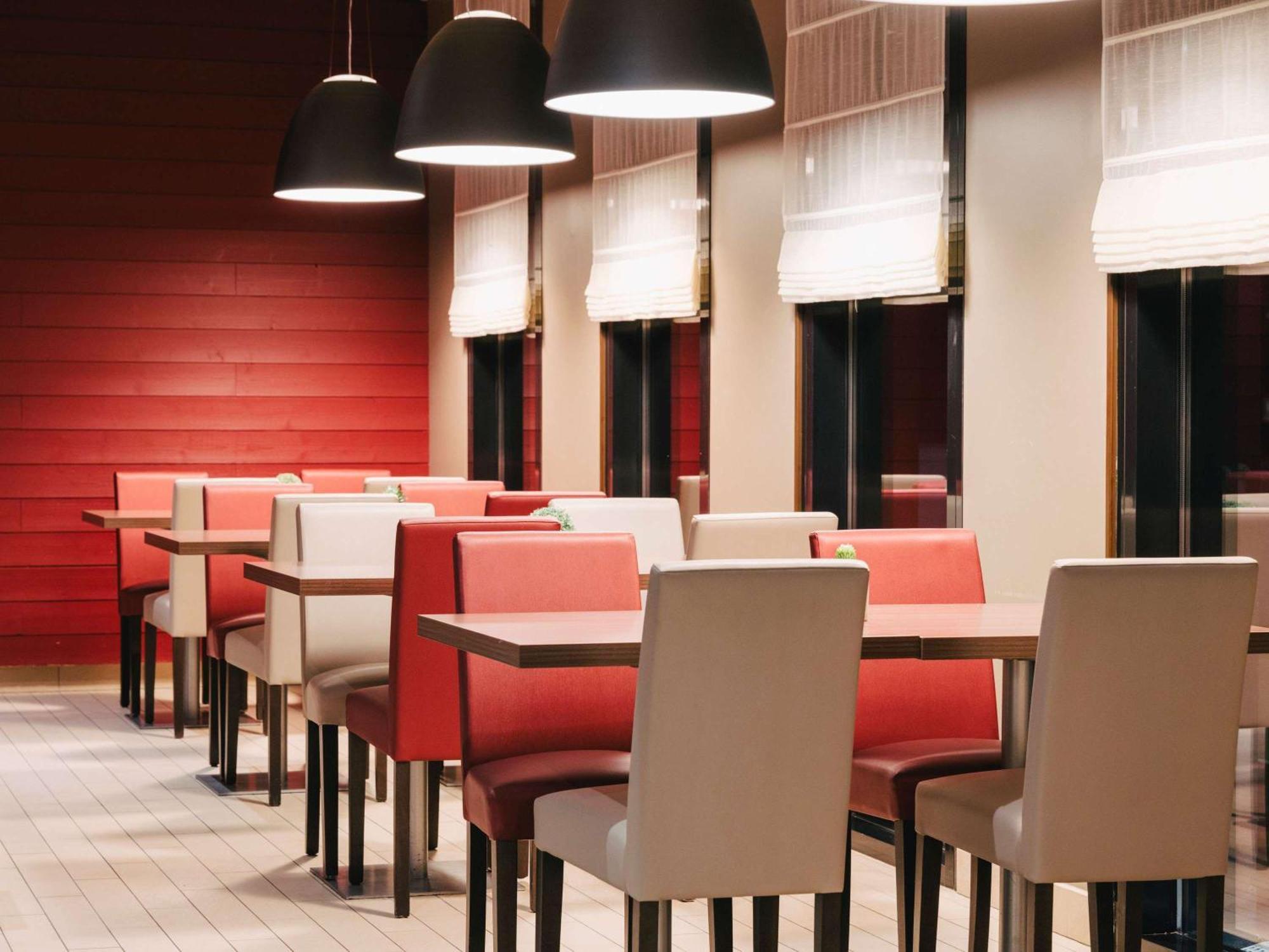Hotel Ibis Centre Rive Gauche Mermoz